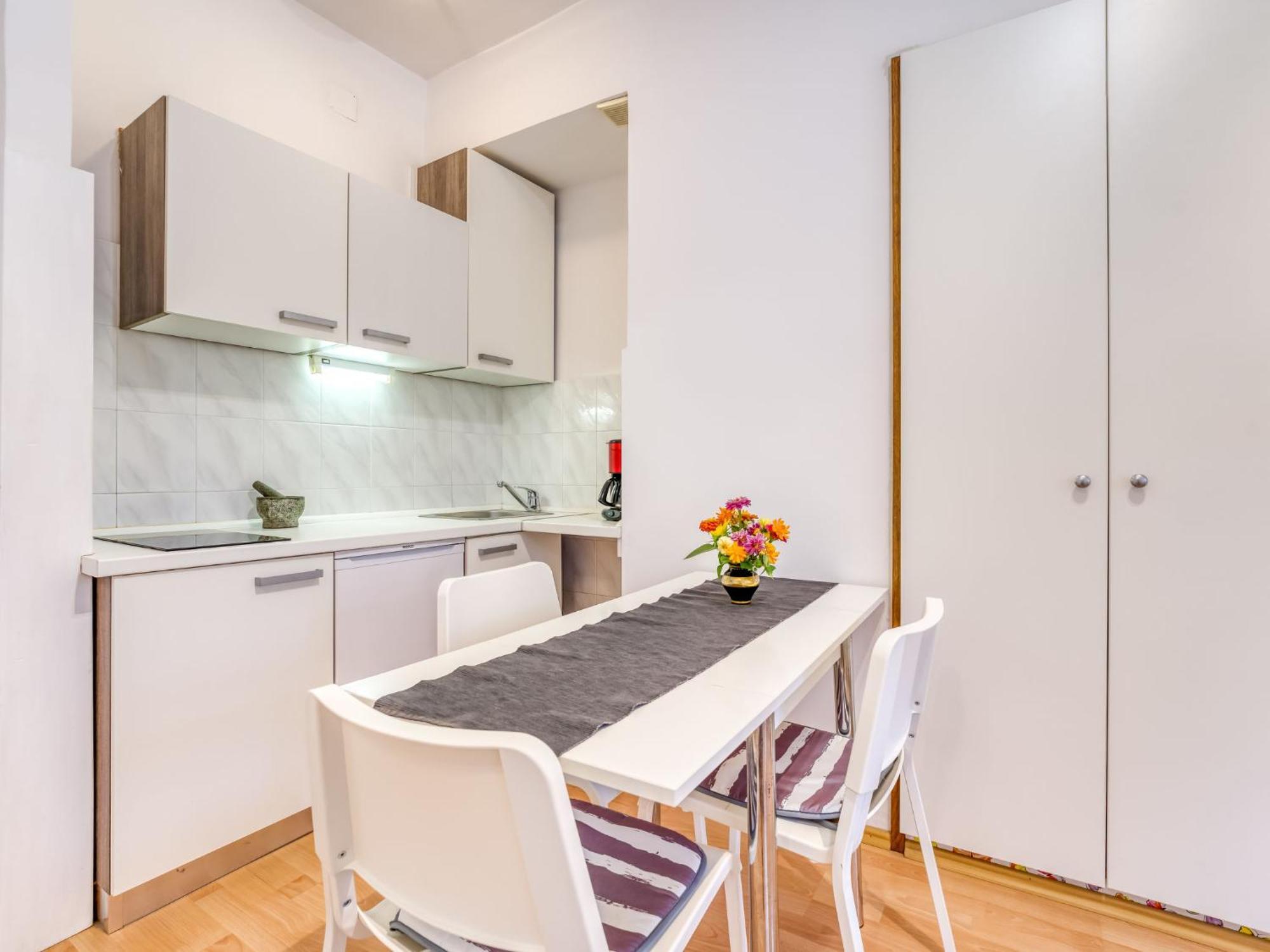 Apartment Emil By Interhome Ловран Экстерьер фото